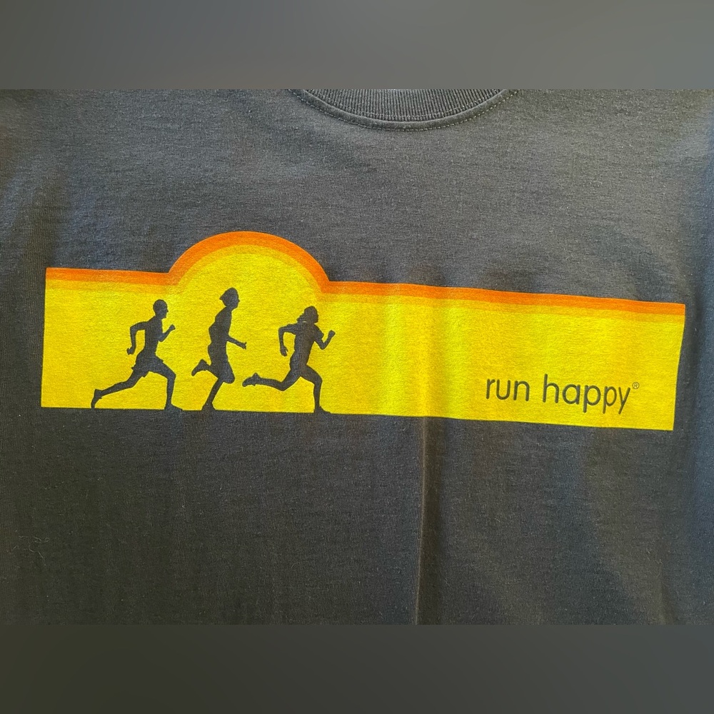 Brooks Run Happy Tshirt Jerzees Brand Navy Blue Men’s Medium GUC - Picture 3 of 7